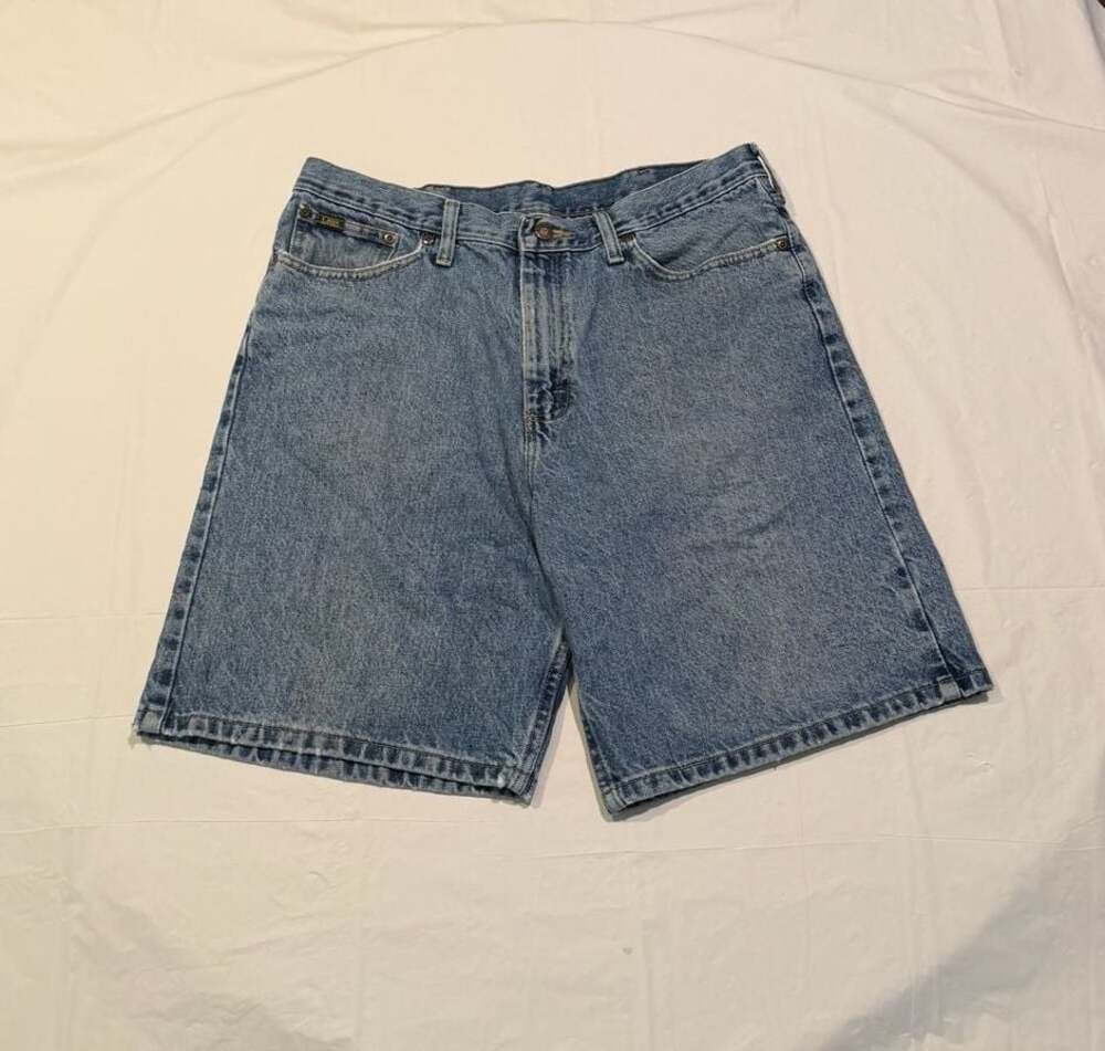 Vintage Lee Riveted Men's Medium Wash Denim Jean Shorts size 34